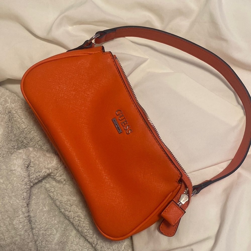 GREAT CONDITION ORANGE GUESS BOY BAG CUTE PATTERN INSIDE